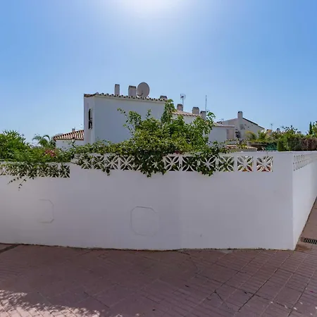 Charming Townhouse Close To Beach And San Pedro Villa *