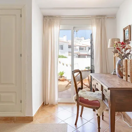 Villa Charming Townhouse Close To Beach And San Pedro Estepona